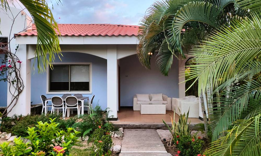 Moving to Costa Rica with family