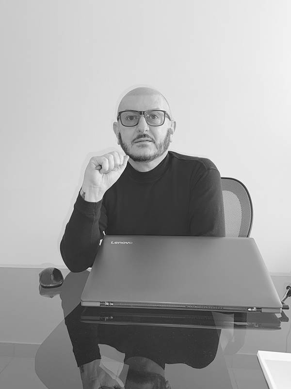 Mario Santamaria
