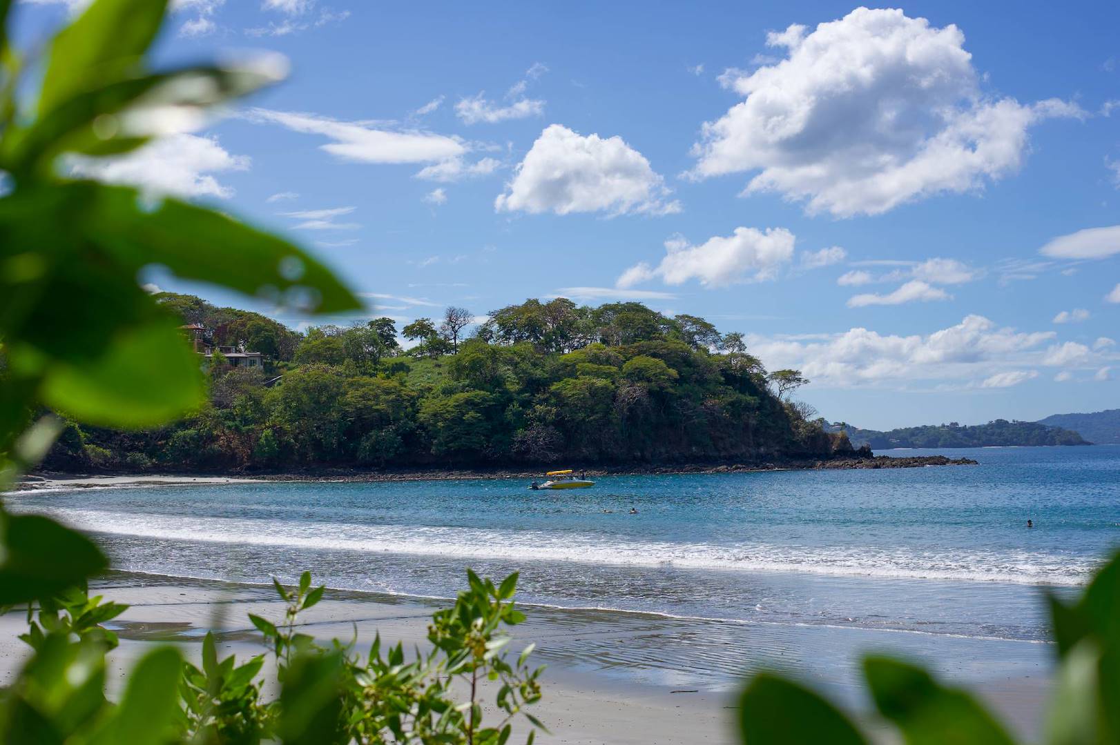 Changing Your Life in Costa Rica: Real Stories of Those Who Made It with Flor de Pacifico