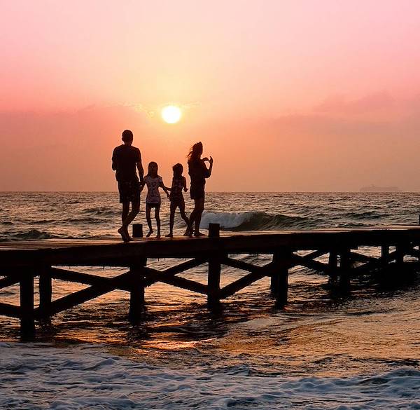 A Home for Yourself, a Home for Your Children: The Value of a Multigenerational Investment in Costa Rica