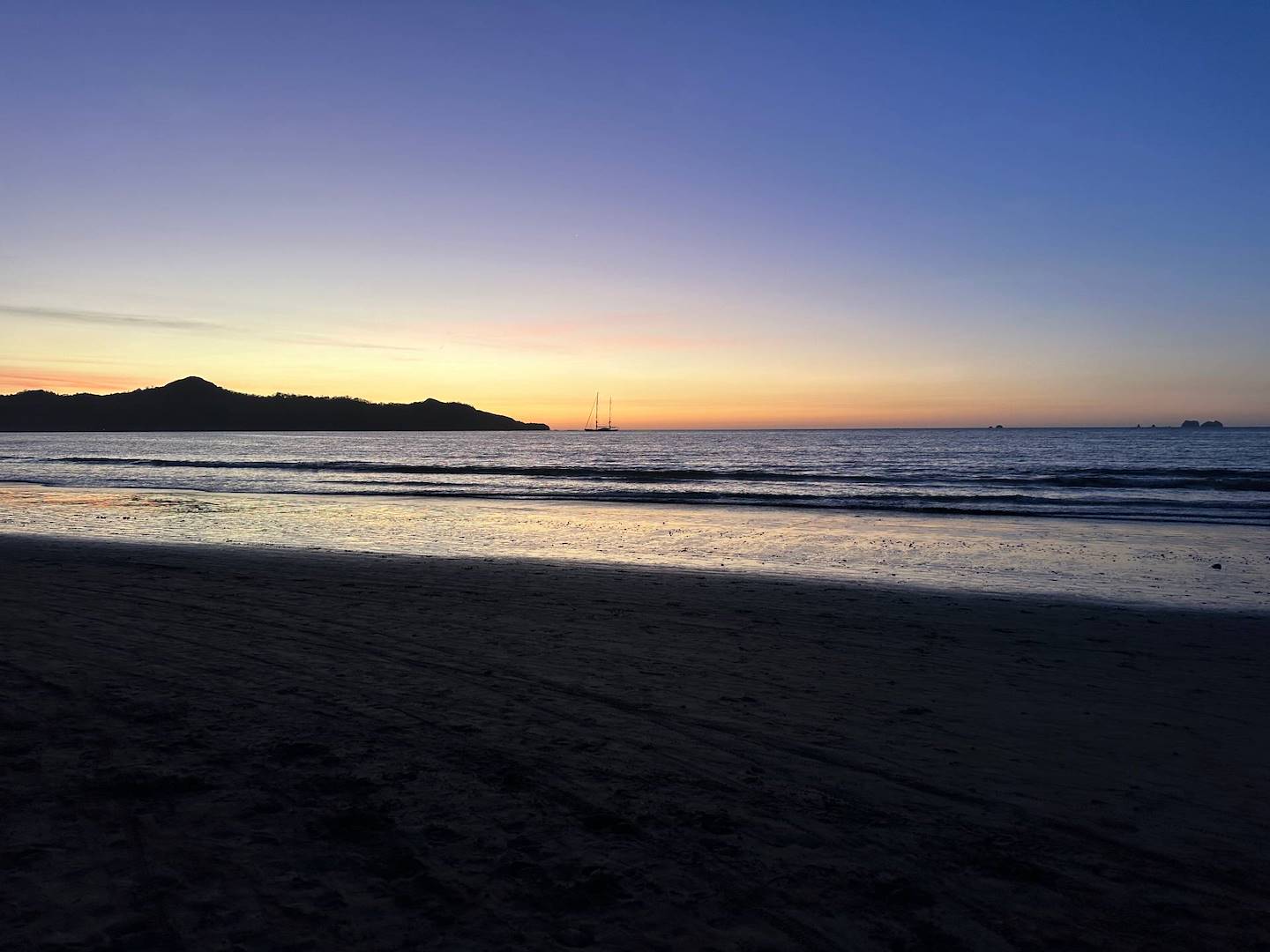 The Secret Beaches of Costa Rica’s Pacific Coast: Nature and Tranquility Beyond the Beaten Path